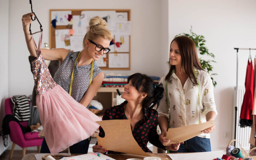 Crafting Effortless Style: Fashion and Styling for Busy Working Women 